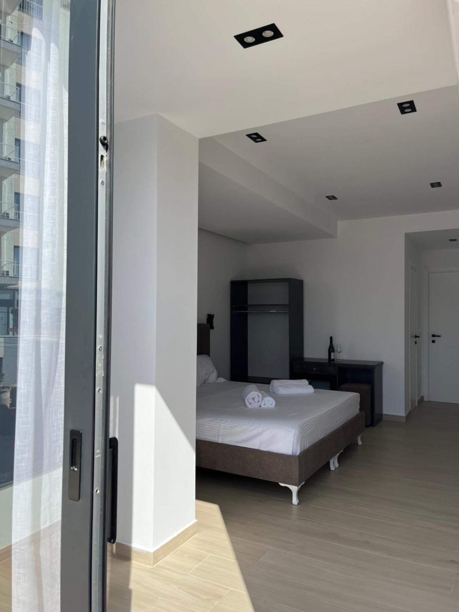 Del Mare Hotell Sarandë Eksteriør bilde