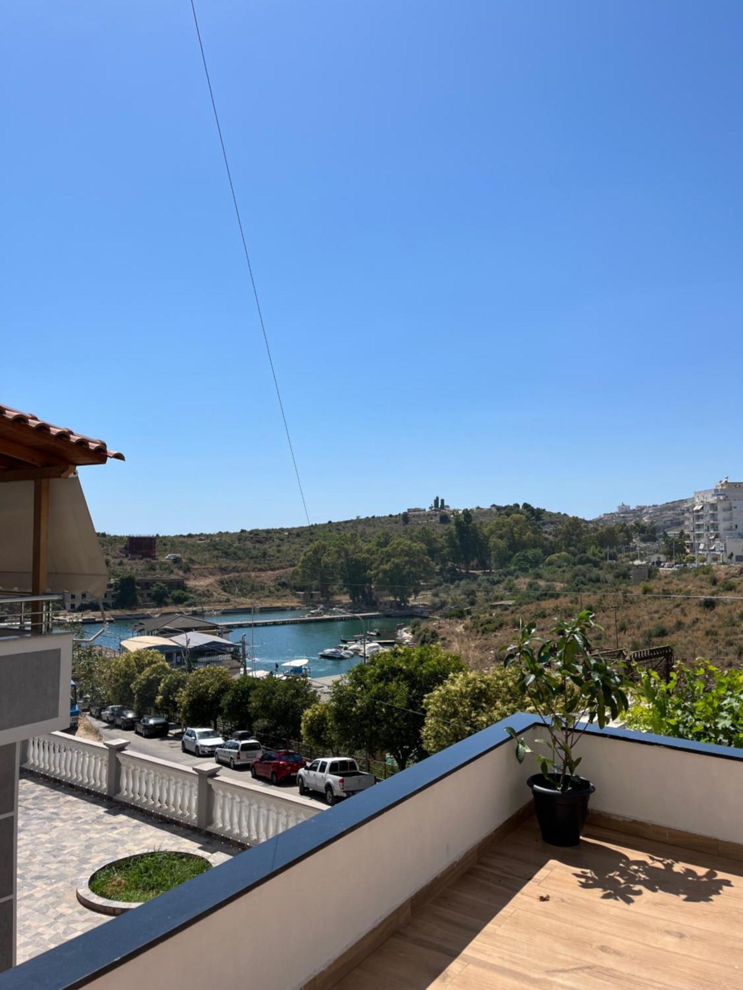 Del Mare Hotell Sarandë Eksteriør bilde